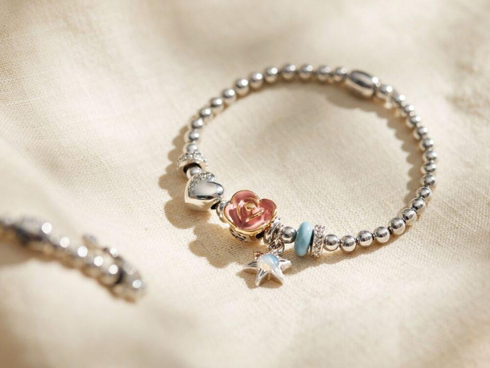 komplet biżuterii pandora charms