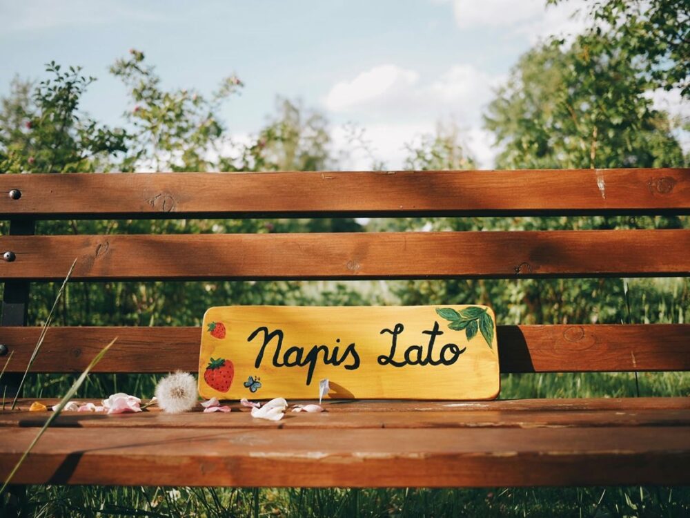 letni napis z motywem plaży