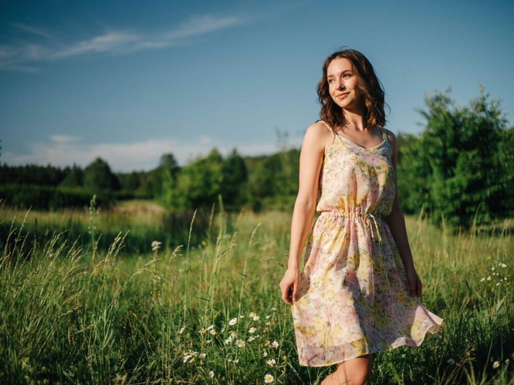 letnia sukienka w kwiaty